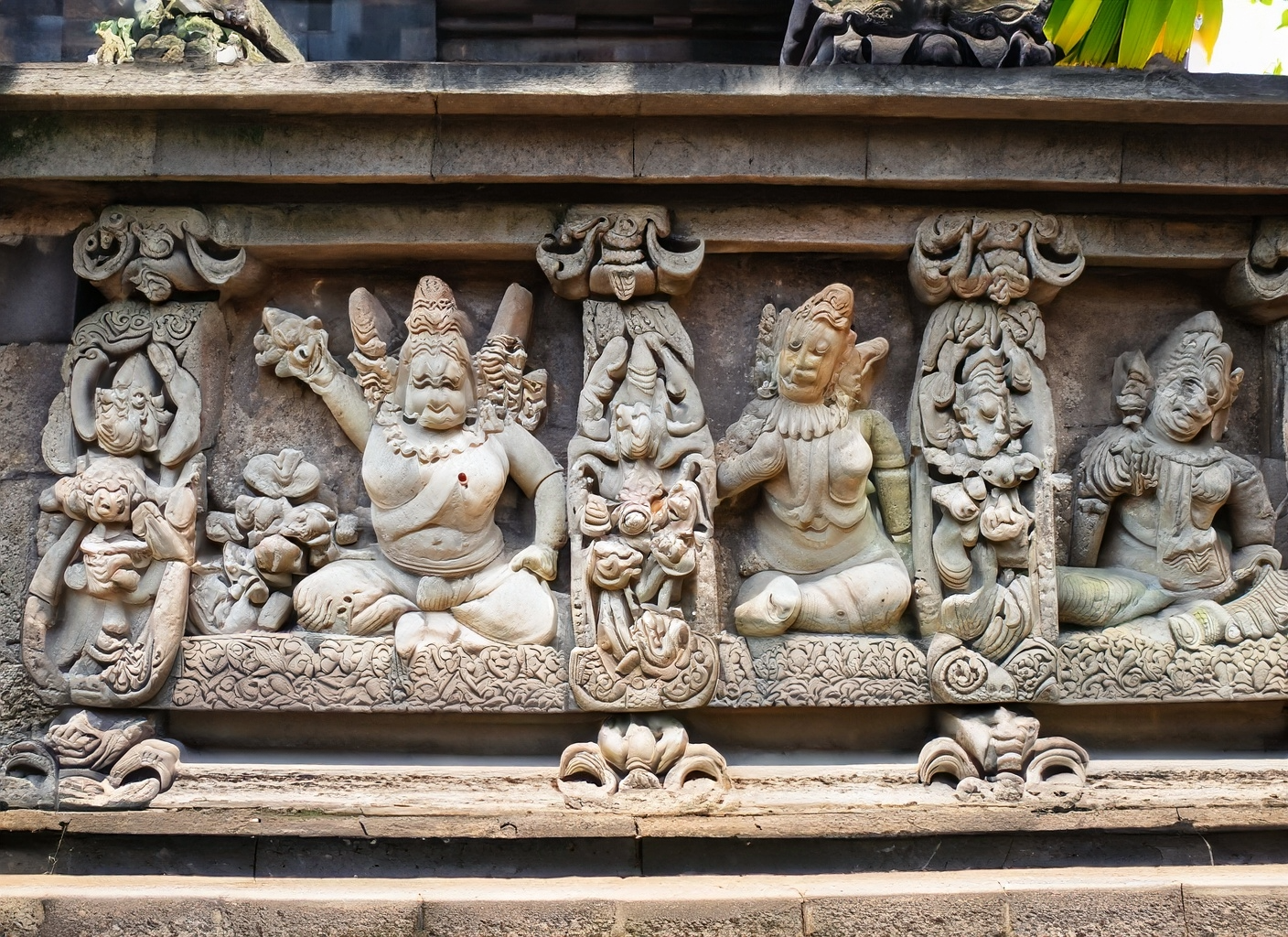 神々の島、インドネシア